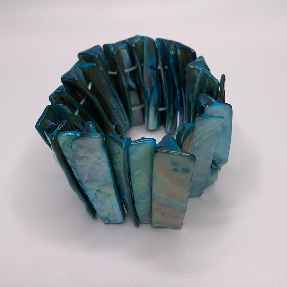 Blue Dyed Natural Shell‎ Abalone Stretch Bracelet